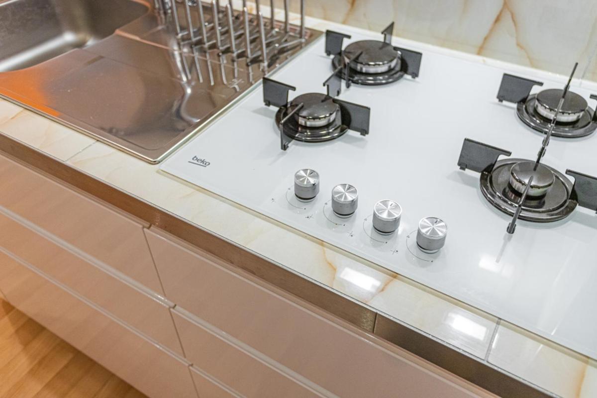 Jet Hottub - Washer&dryer - 12min Center - 160mbs Wifi Apartament Praga